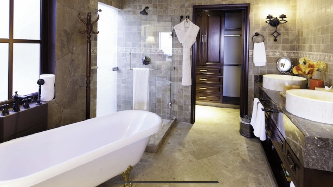 Photo of Bathroom in Cabo San Lucas