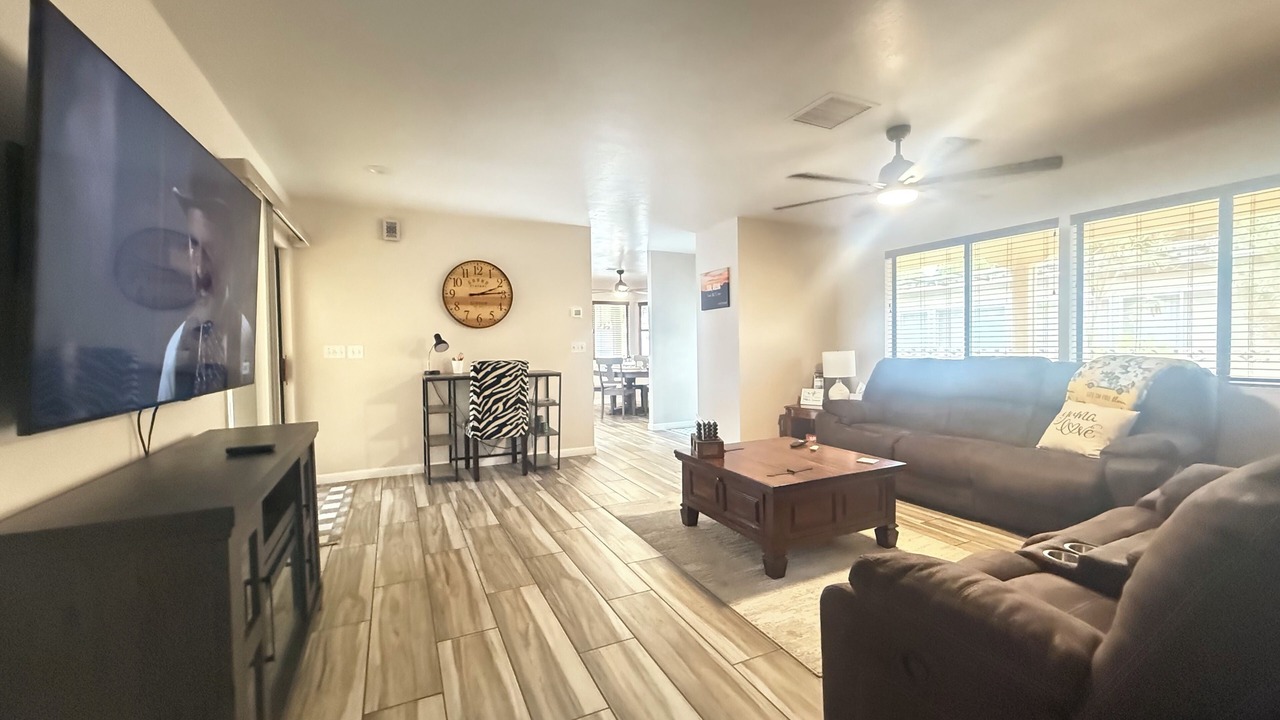Photo of Livingroom in Fortuna Foothills