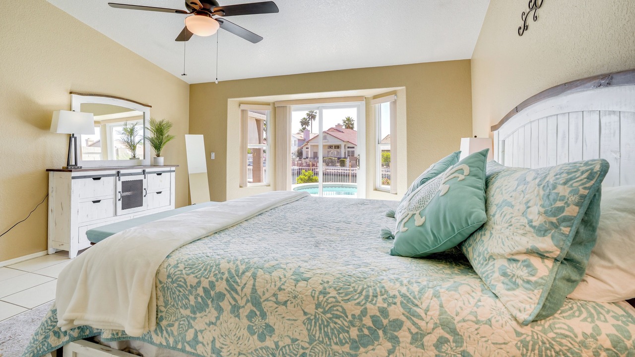 Photo of Bedroom in Arrowhead Lakes