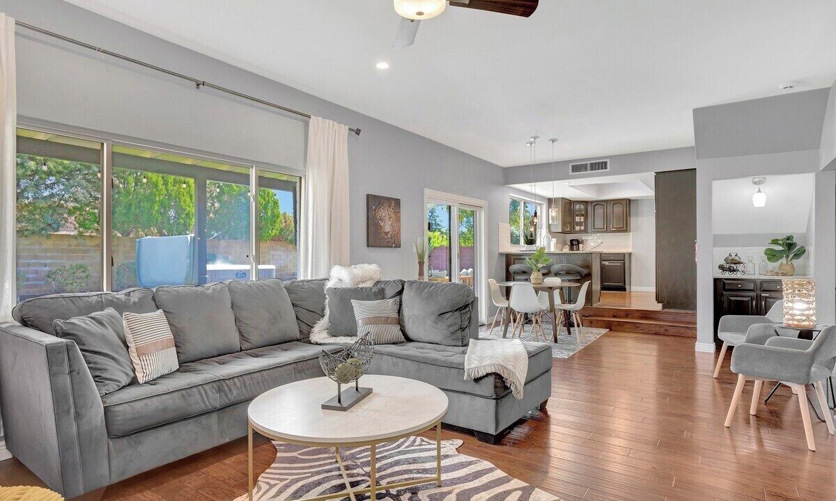 Photo of Bedroom in Paradise Valley Village