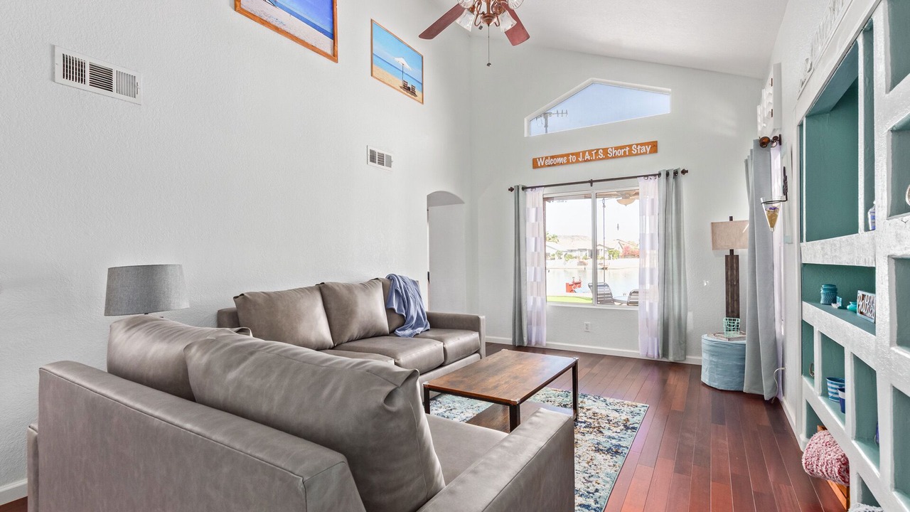 Photo of Livingroom in Arrowhead Lakes