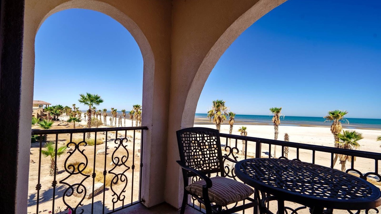 Photo of Patio Balcony in El Dorado Ranch