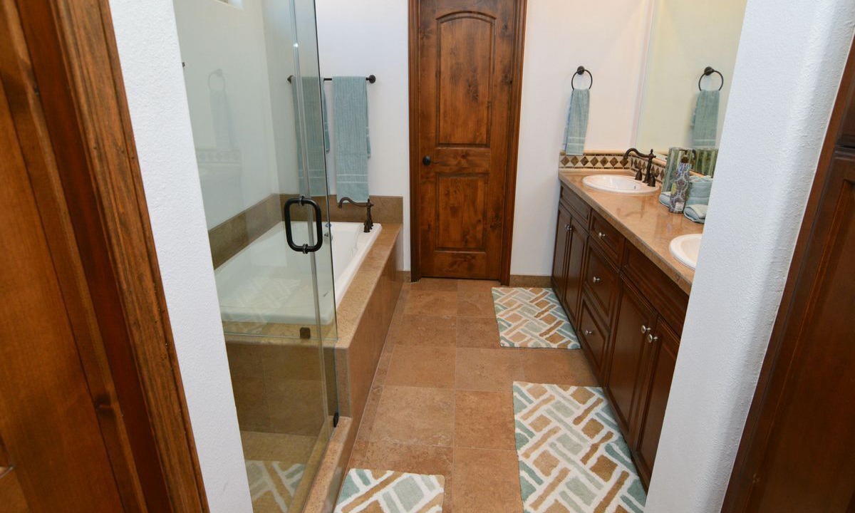 Photo of Bathroom in El Dorado Ranch