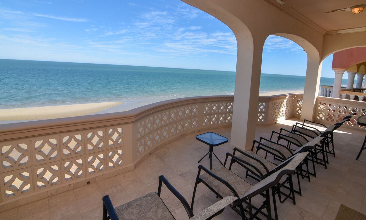 Photo of Patio Balcony in Villas de Las Palmas
