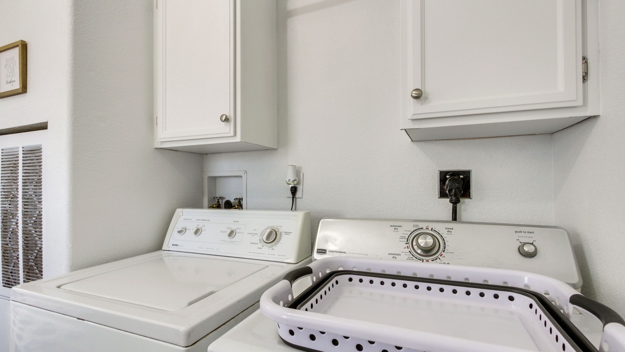 Photo of Bedroom in Desert Hills