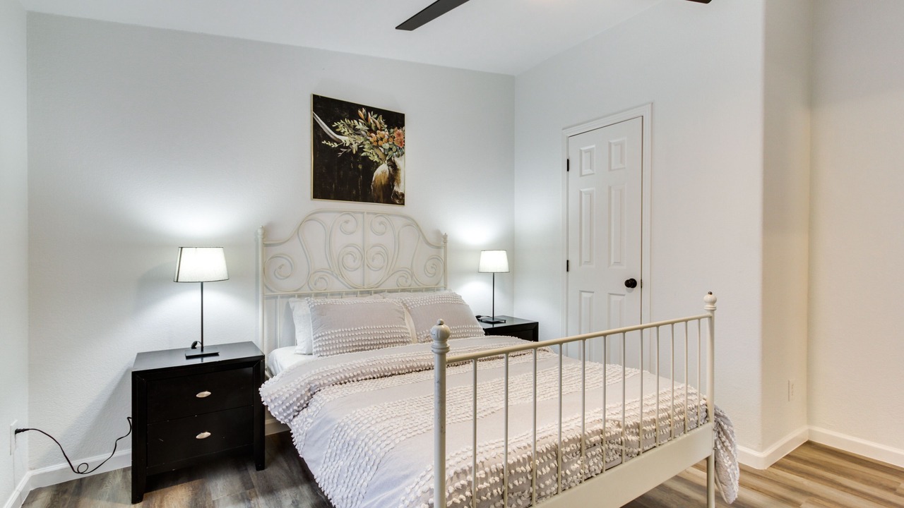 Photo of Bedroom in Desert Hills