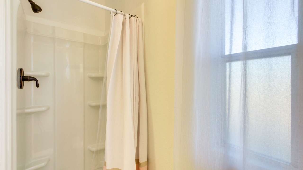 Photo of Bathroom in Desert Hills