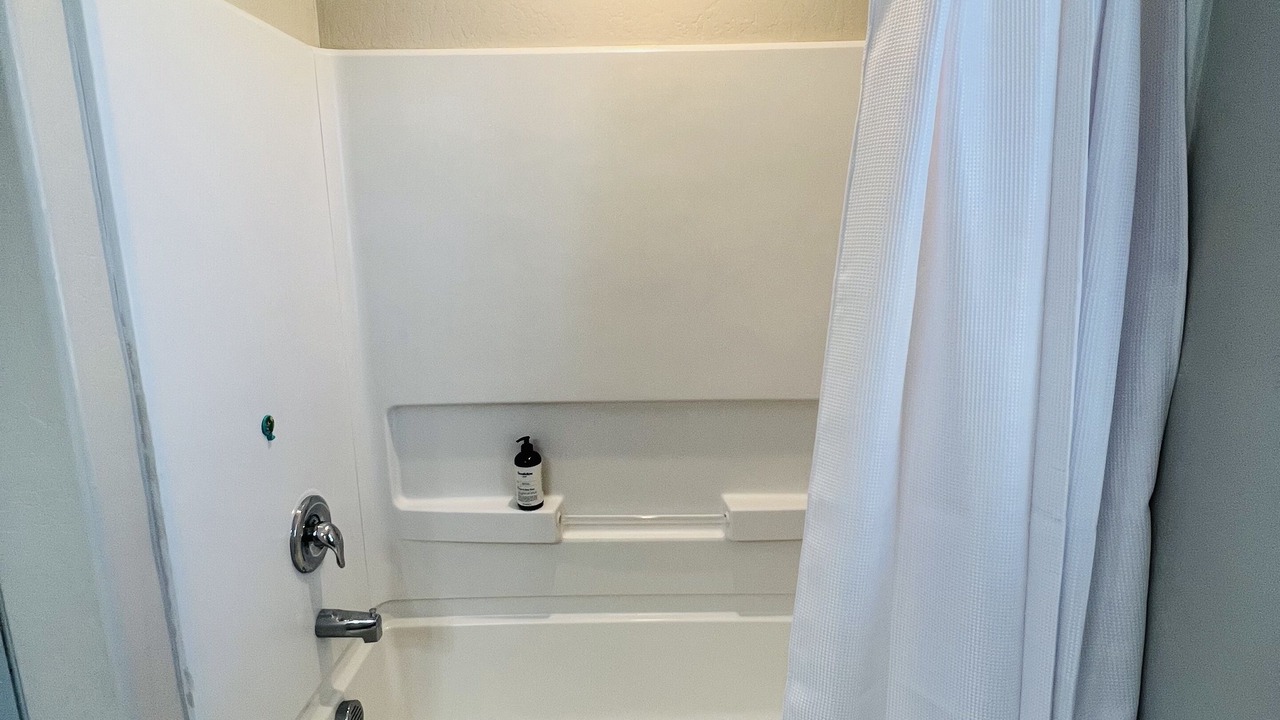 Photo of Bathroom in Sycamore Farms