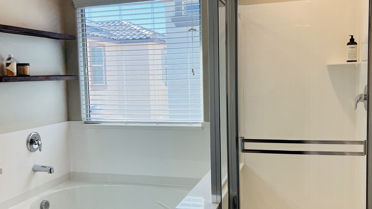 Photo of Bathroom in Sycamore Farms