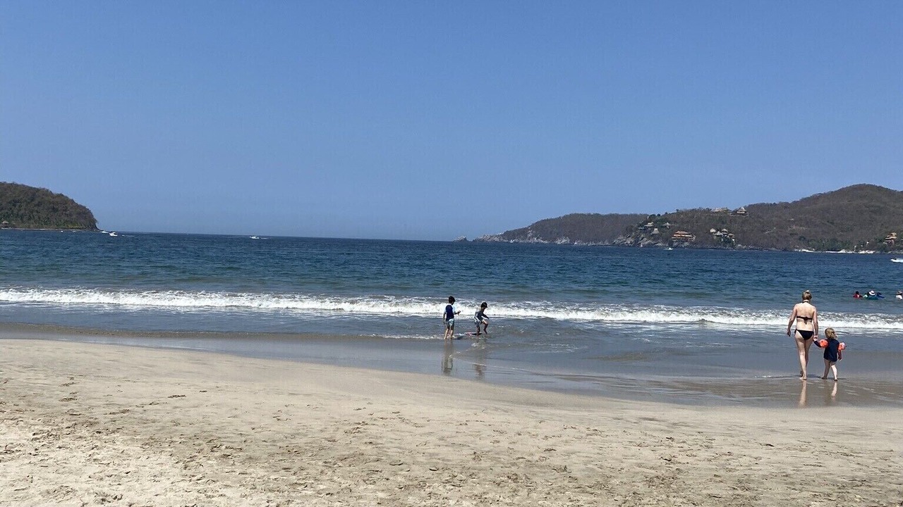 Photo of Others in Playa Las Gatas