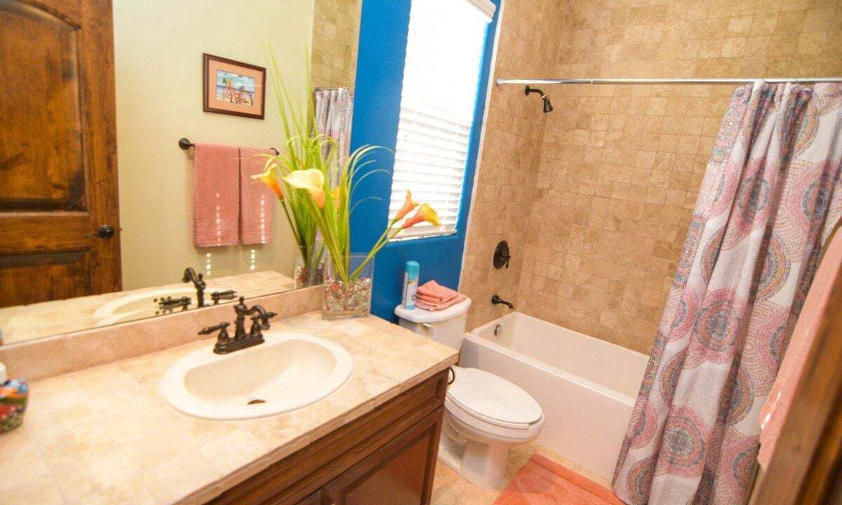 Photo of Bathroom in El Dorado Ranch