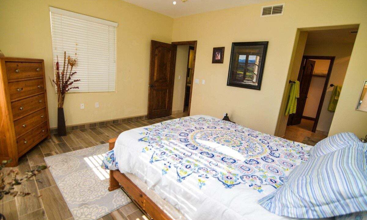 Photo of Bathroom in El Dorado Ranch