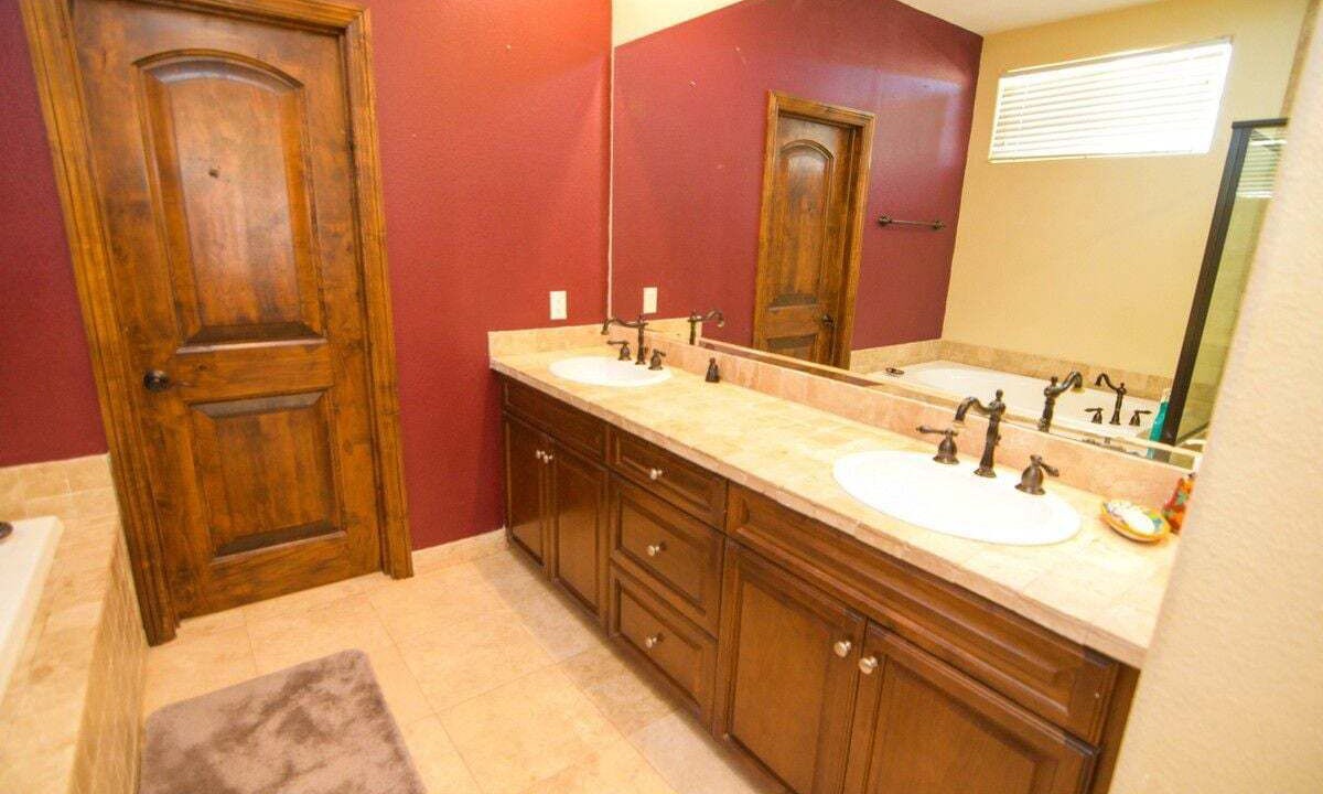 Photo of Bathroom in El Dorado Ranch