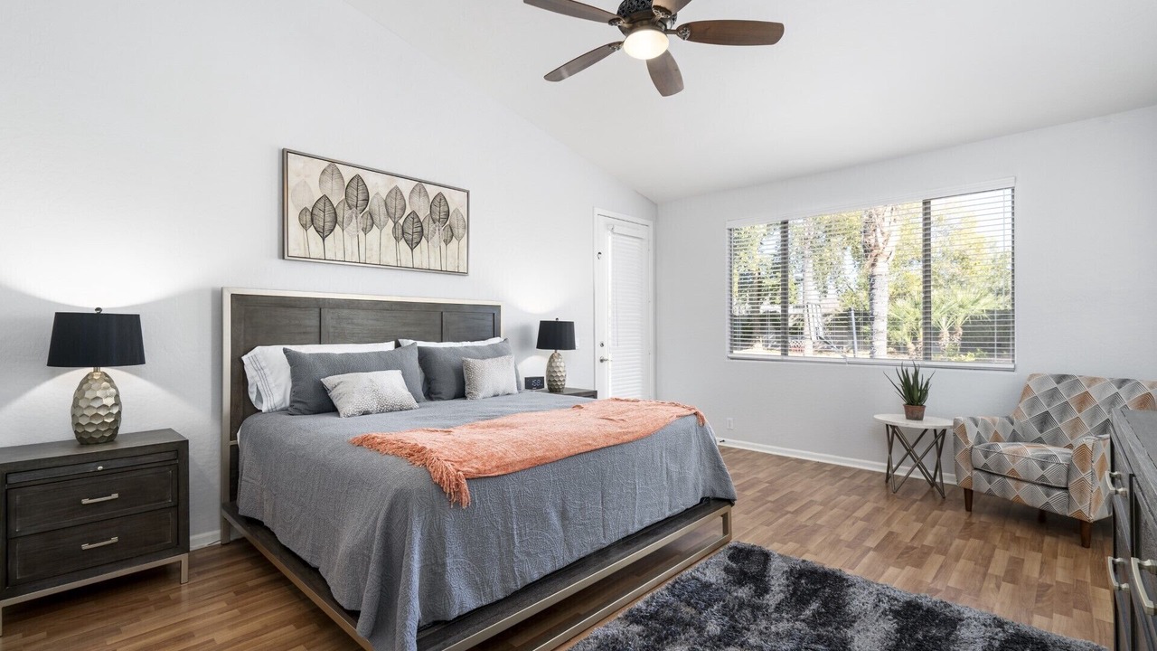 Photo of Bedroom in Greenfield Lakes