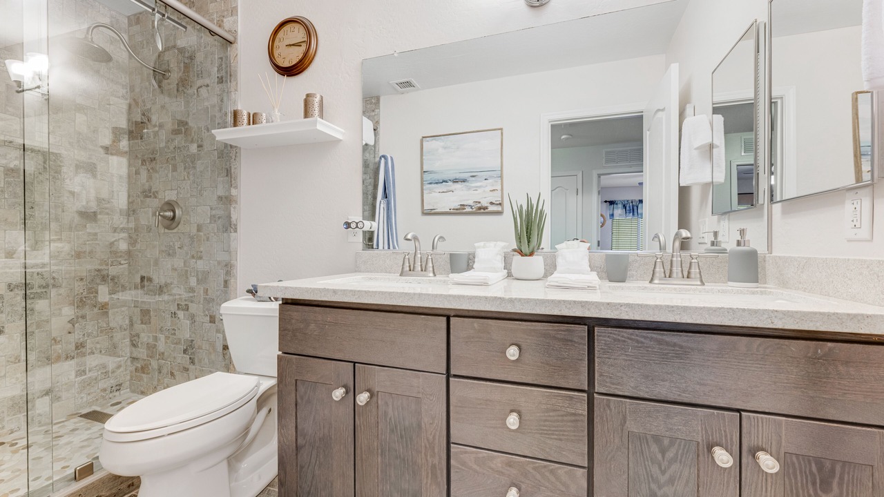 Photo of Bathroom in Dos Rios
