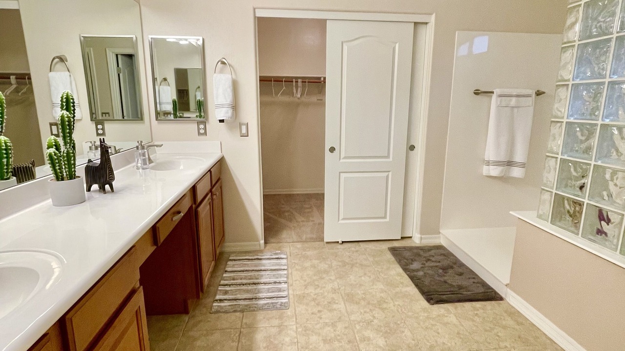 Photo of Bathroom in Surprise Farms