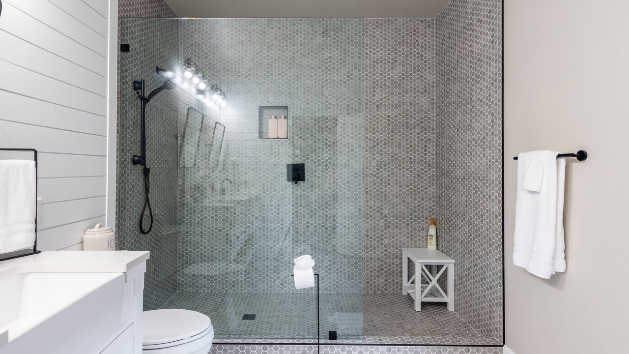 Photo of Bathroom in Alta Vista Estates
