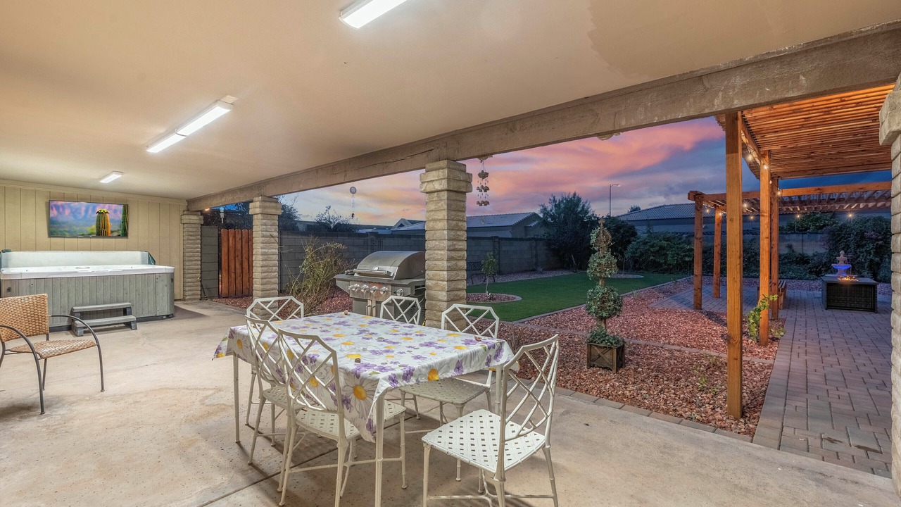 Photo of Outdoor in Paradise Valley Village