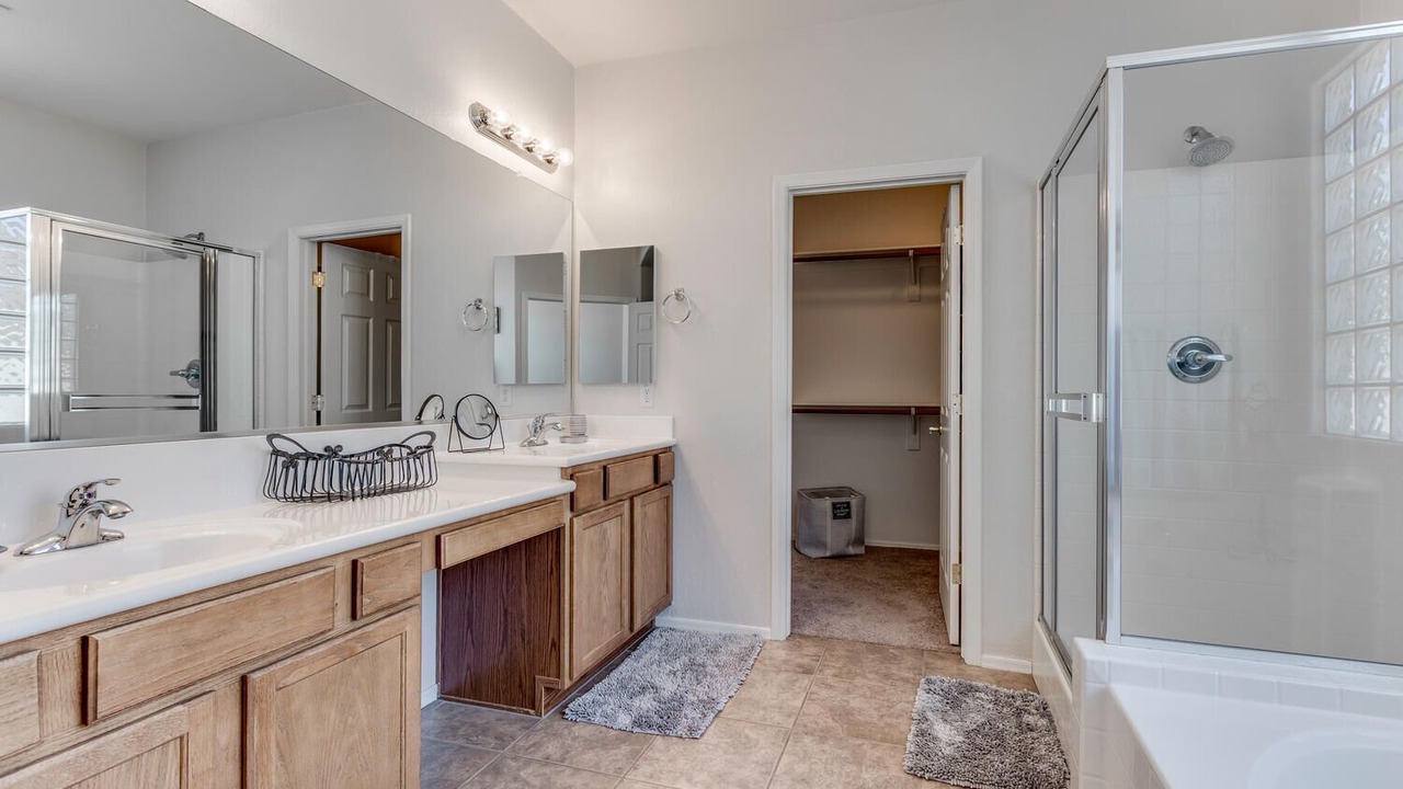 Photo of Bathroom in Rovey Farm Estates