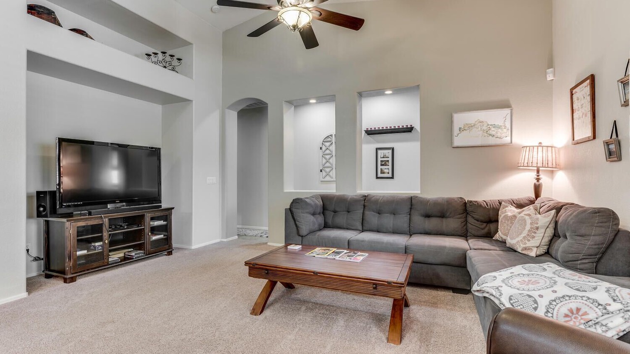 Photo of Livingroom in Rovey Farm Estates