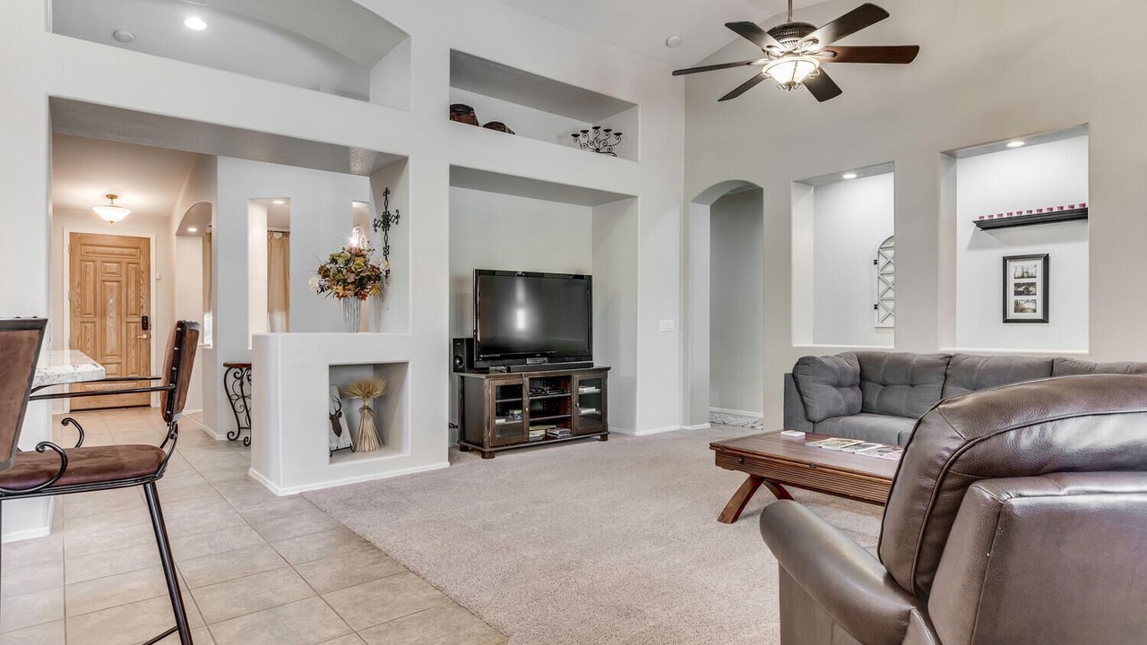 Photo of Livingroom in Rovey Farm Estates