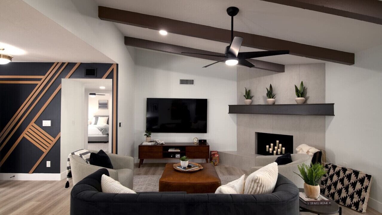 Photo of Livingroom in Raskin Estates