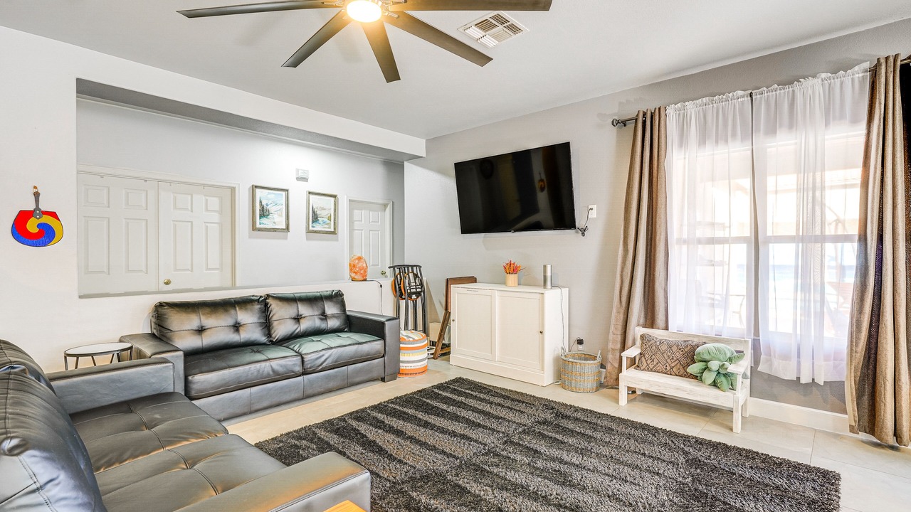 Photo of Livingroom in Alta Vista Estates