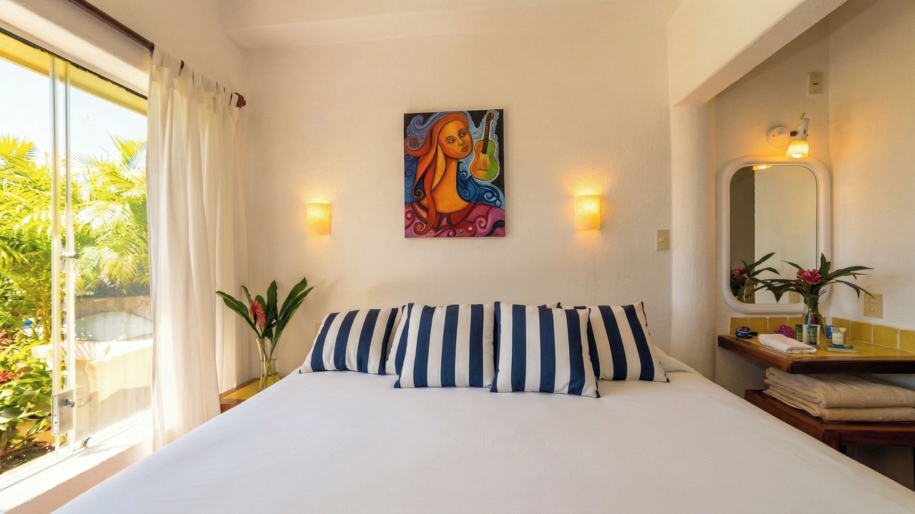 Photo of Bedroom in Zihuatanejo