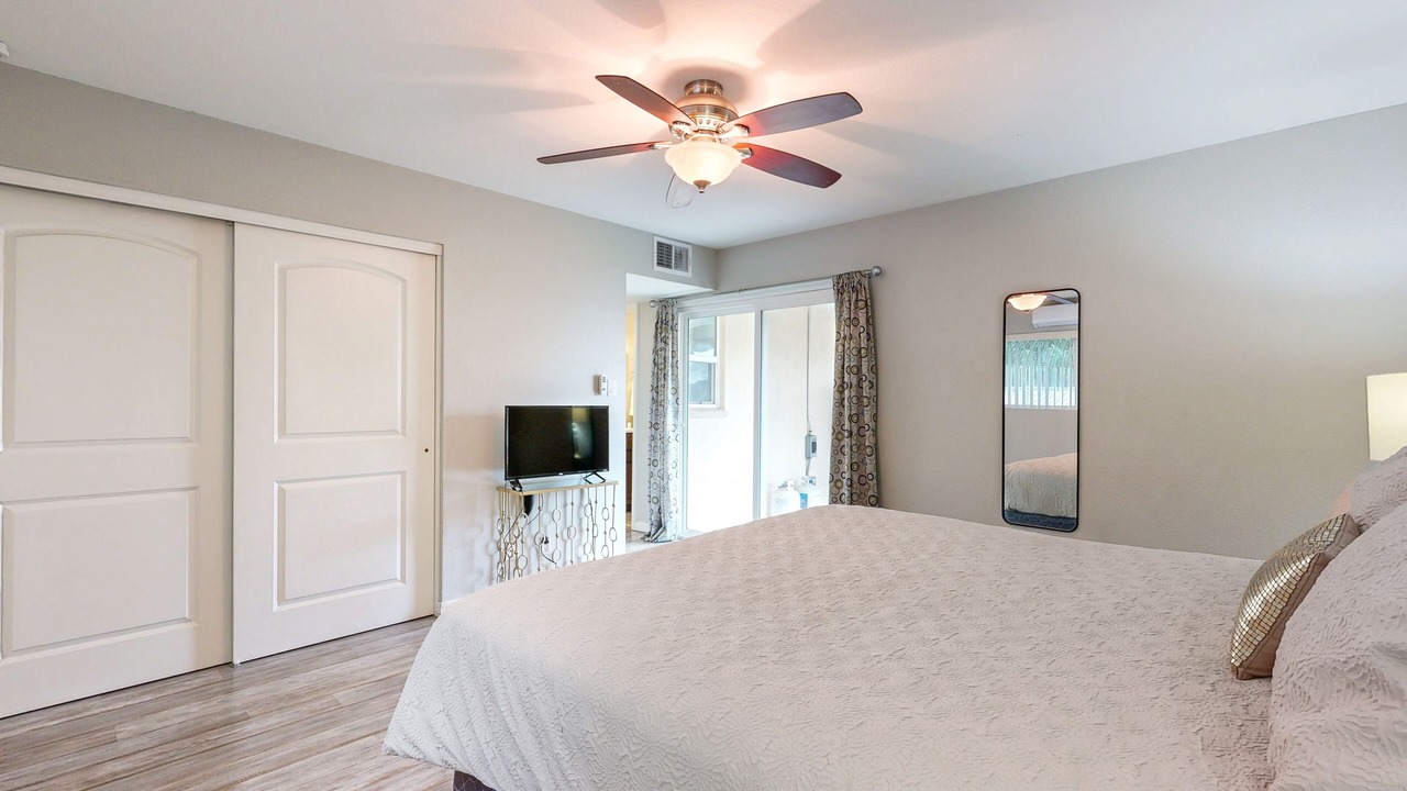 Photo of Bedroom in New Papago Parkway