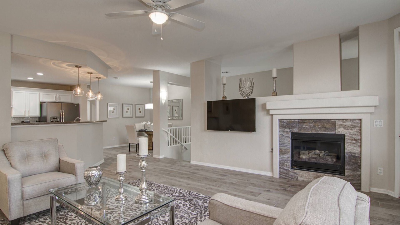 Photo of Livingroom in Kierland