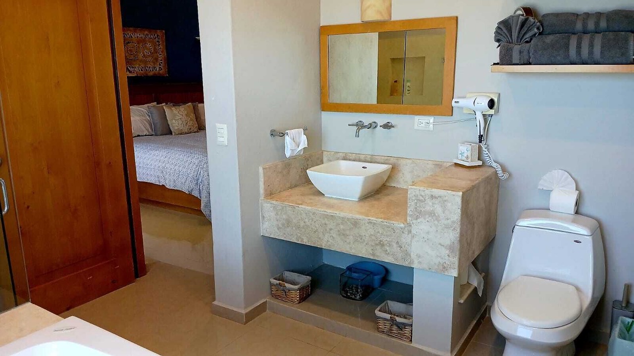Photo of Bathroom in Buenavista