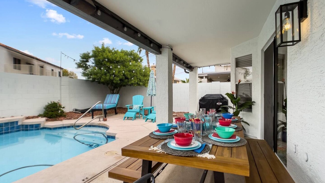 Photo of Outdoor in Val Vista Lakes