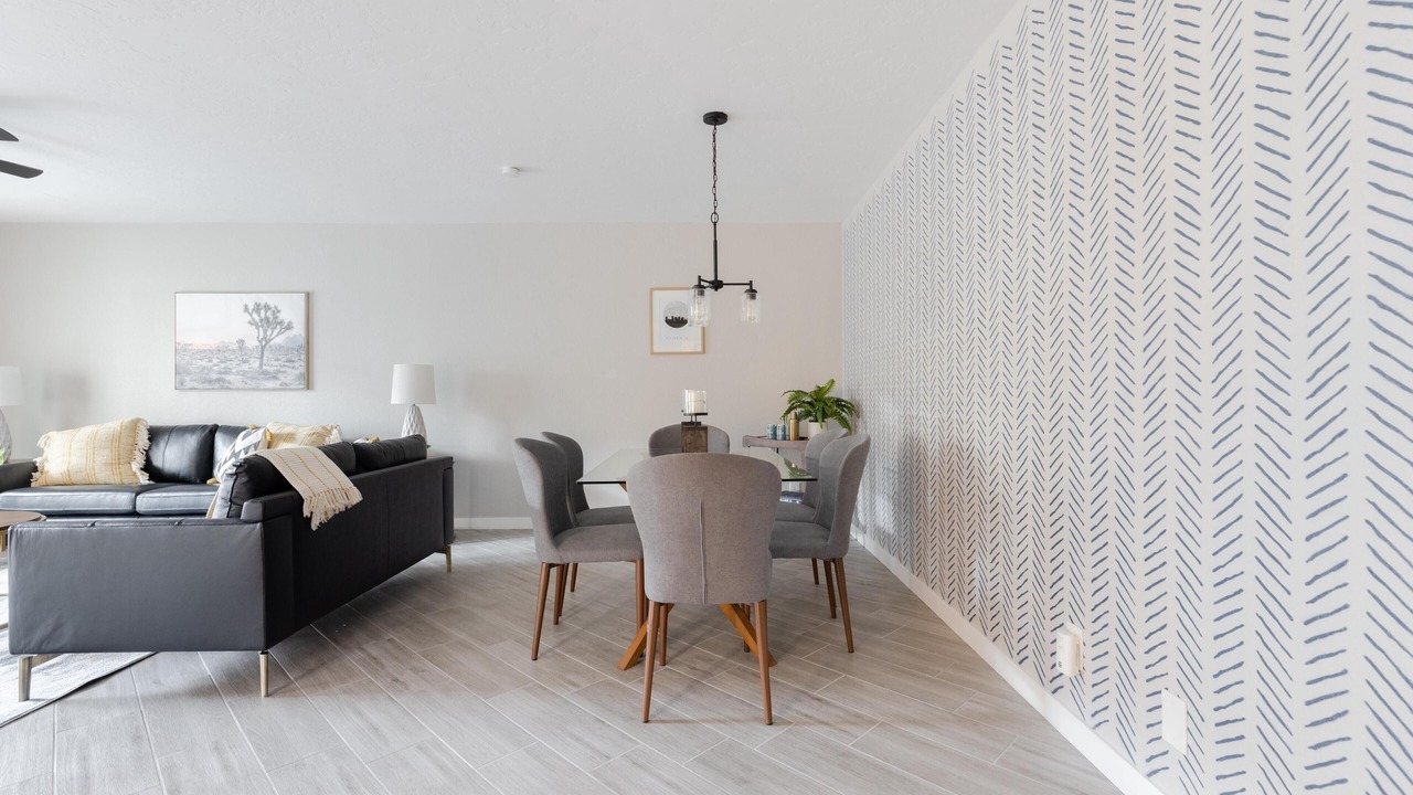 Photo of Livingroom in Encanto