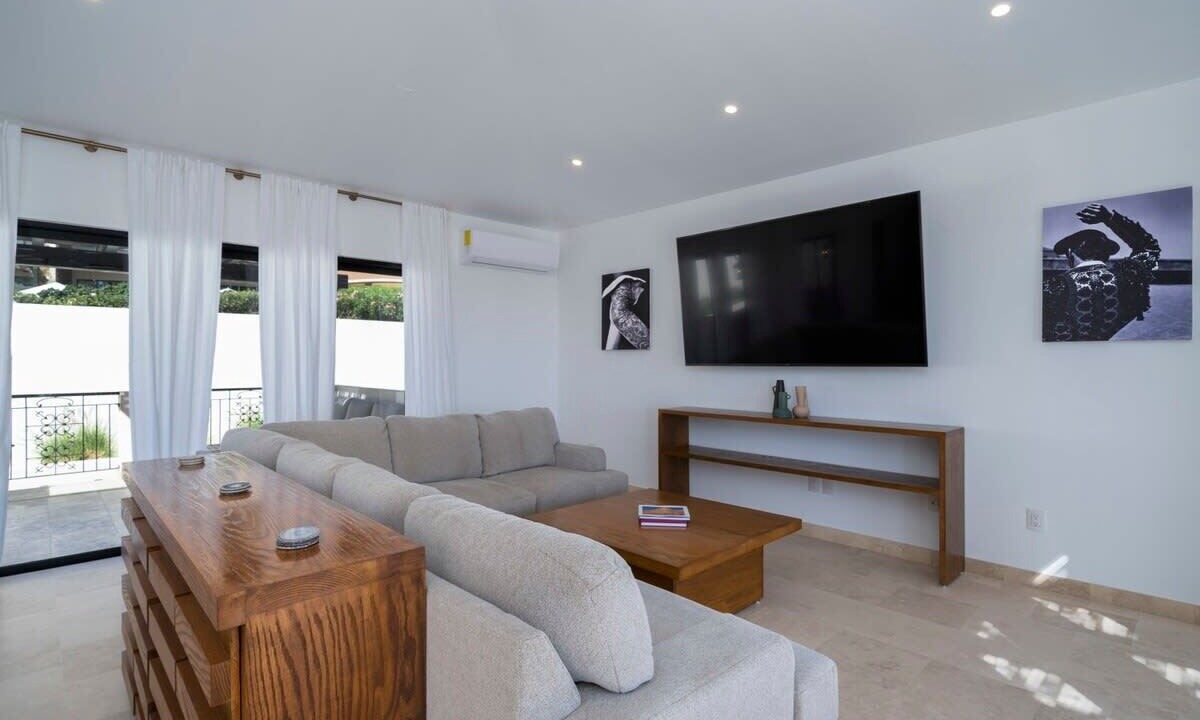Photo of Livingroom in Paraiso Escondido