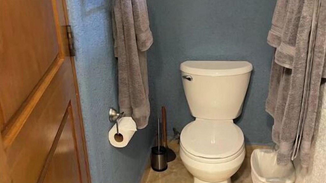 Photo of Bathroom in Marina