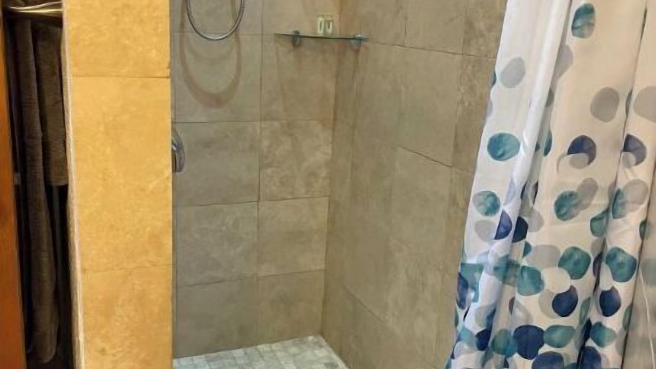 Photo of Bathroom in Marina
