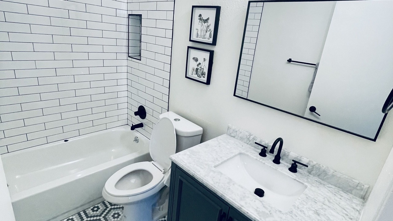 Photo of Bathroom in Paradise Valley Village