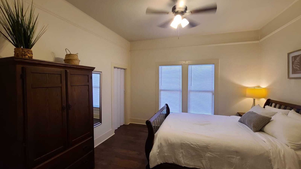 Photo of Bedroom in Brownsville