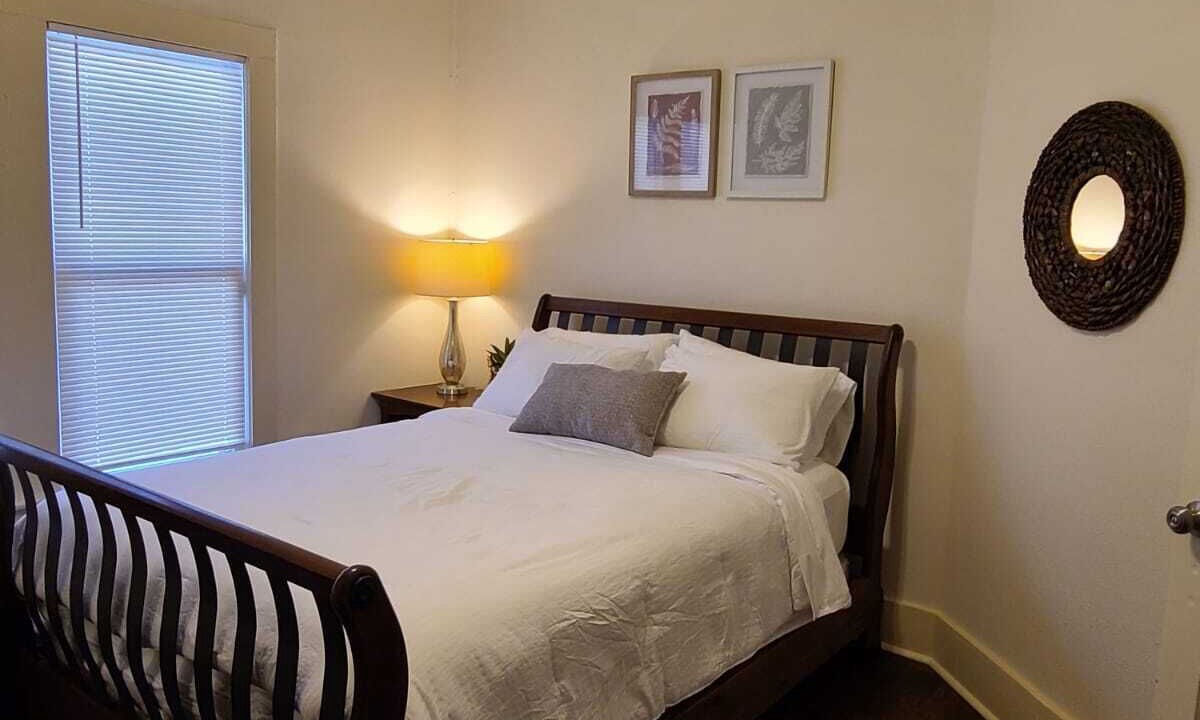 Photo of Bedroom in Brownsville