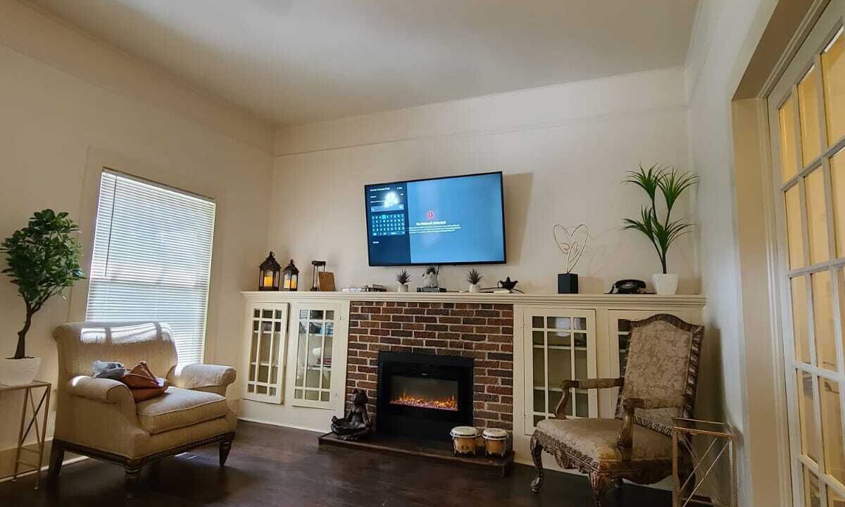 Photo of Livingroom in Brownsville