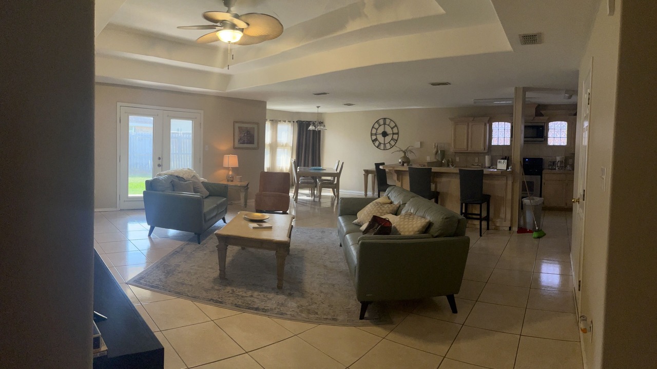 Photo of Livingroom in Pharr