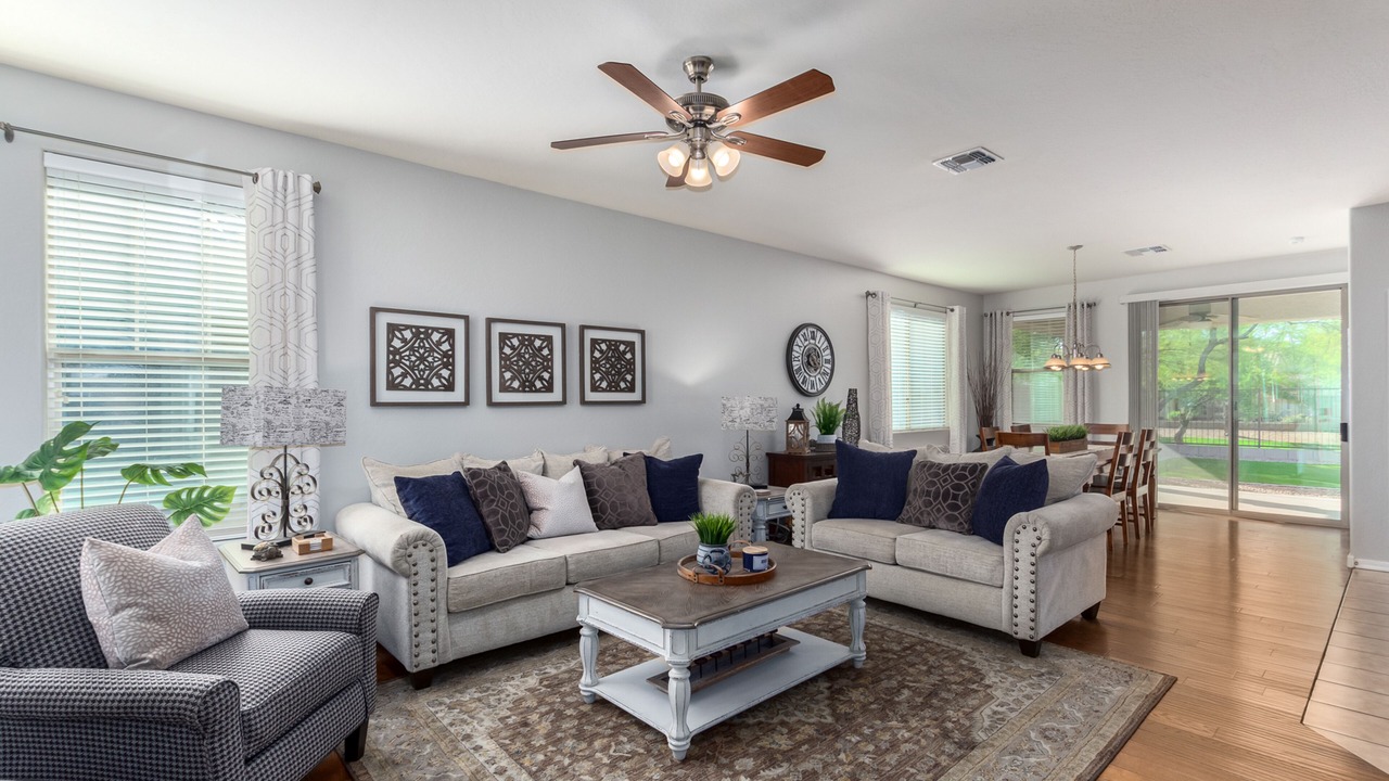 Photo of Livingroom in Power Ranch