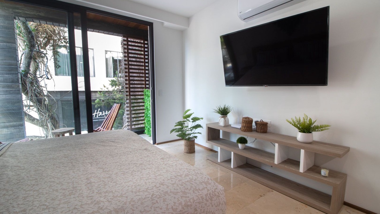Photo of Bedroom in 12th Street