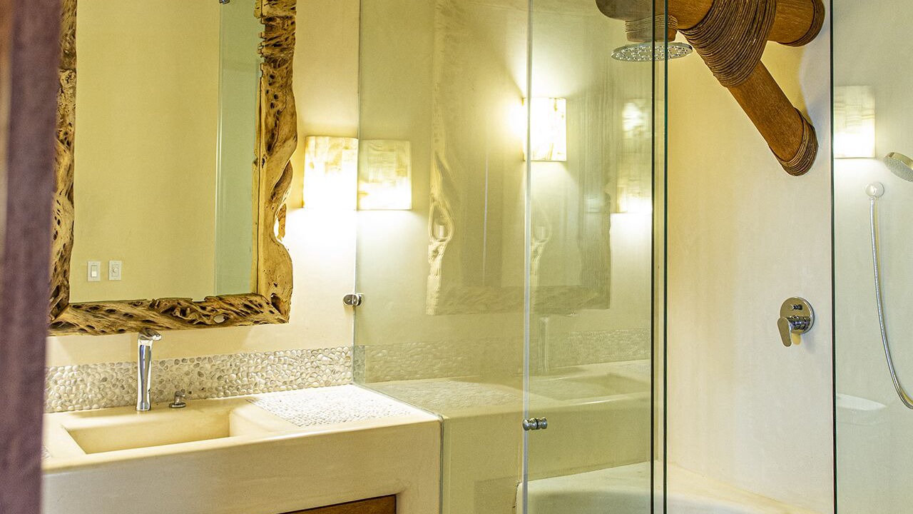 Photo of Bathroom in Zihuatanejo