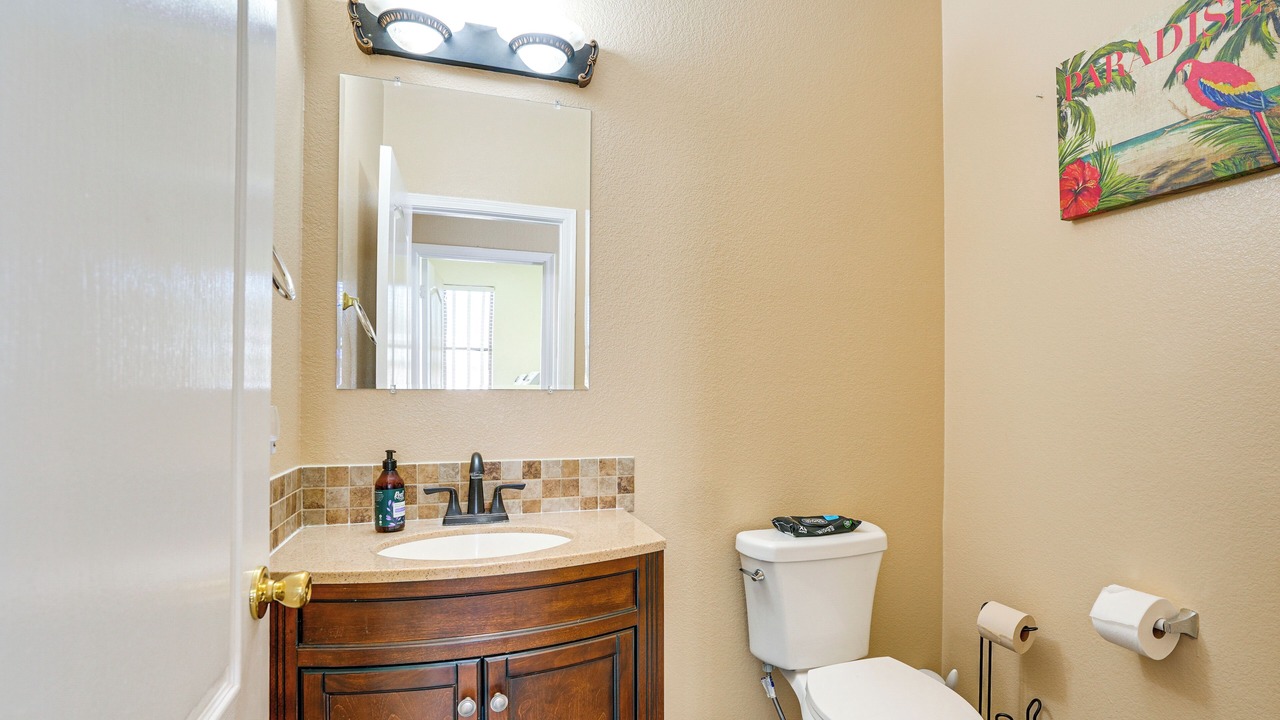 Photo of Bathroom in Crystal Gardens