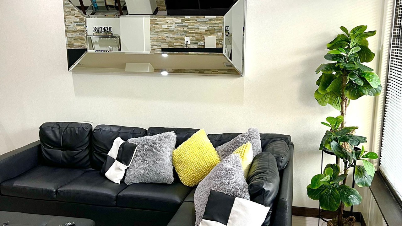 Photo of Livingroom in Mission