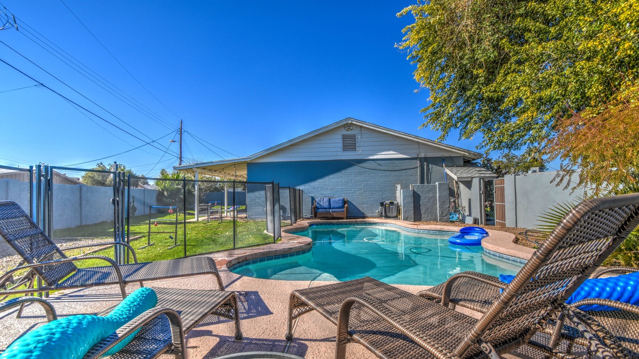 Photo of Outdoor in Cox Heights