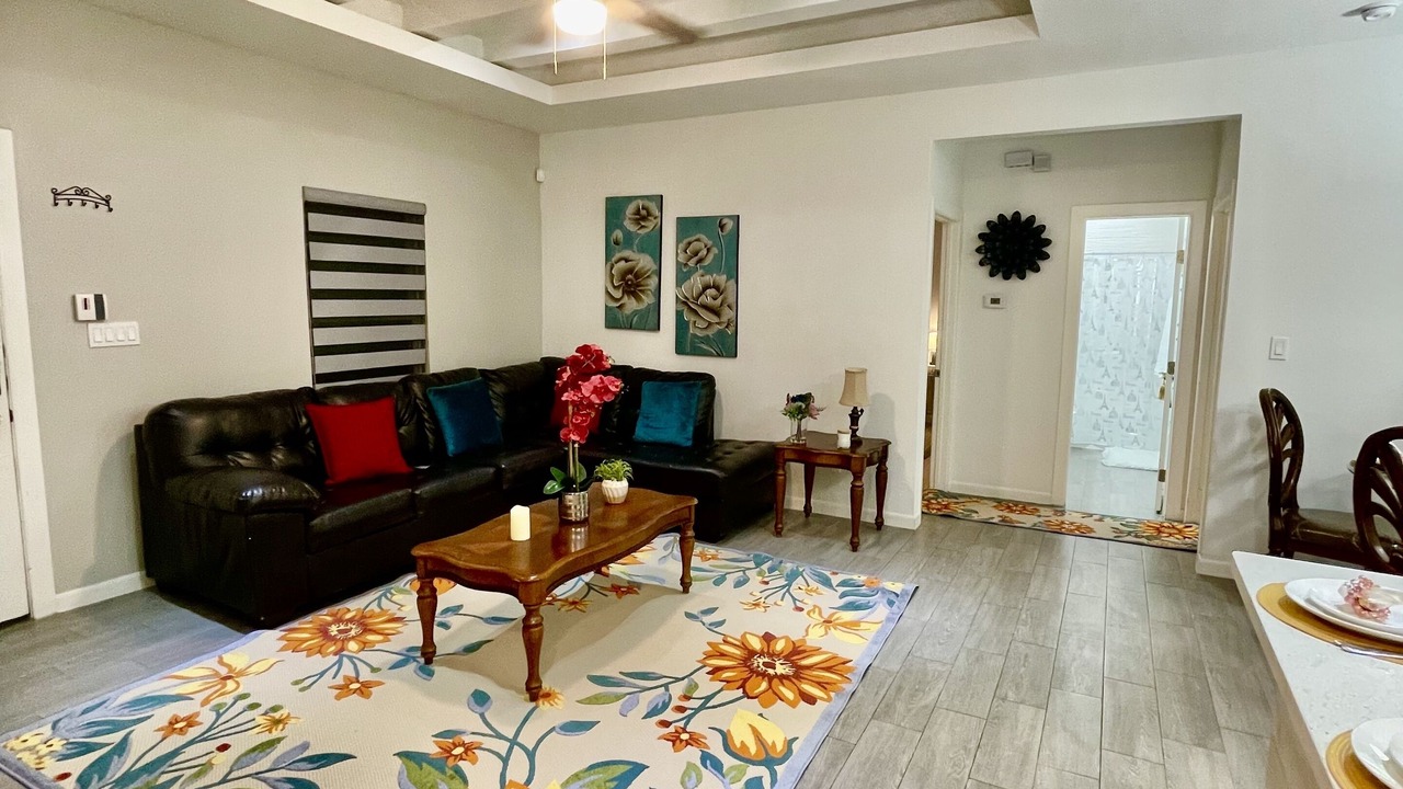 Photo of Livingroom in Pharr