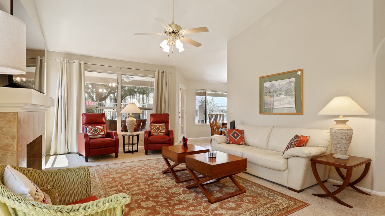 Photo of Livingroom in Estrella Mountain Ranch
