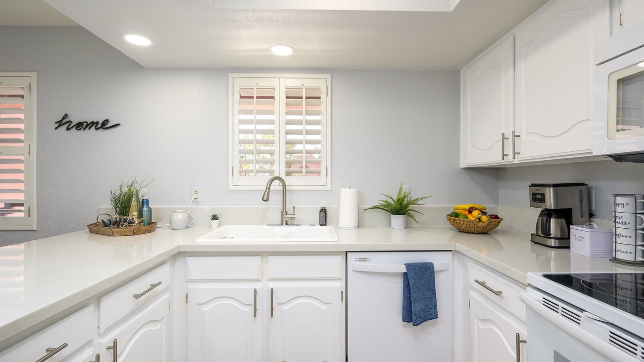 Photo of Kitchen in Paradise Valley Village